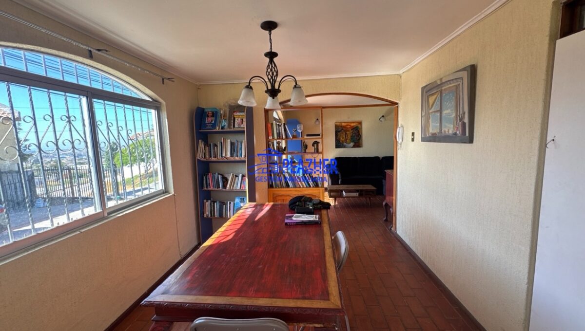 AlvaroCasanova2968_20251202_171528_515 de tamaño grande