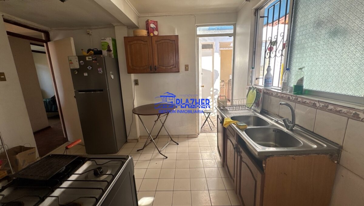 AlvaroCasanova2968_20251202_171622_233 de tamaño grande