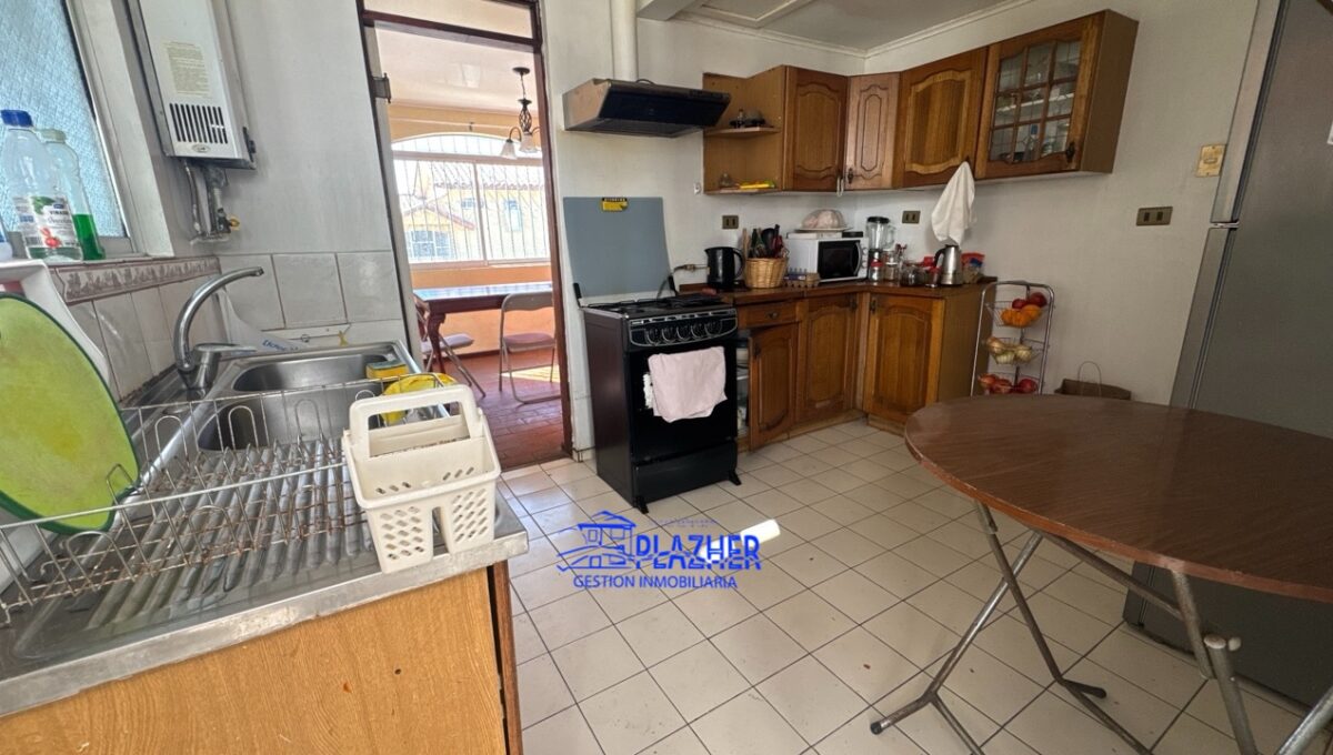 AlvaroCasanova2968_20251202_171639_052 de tamaño grande