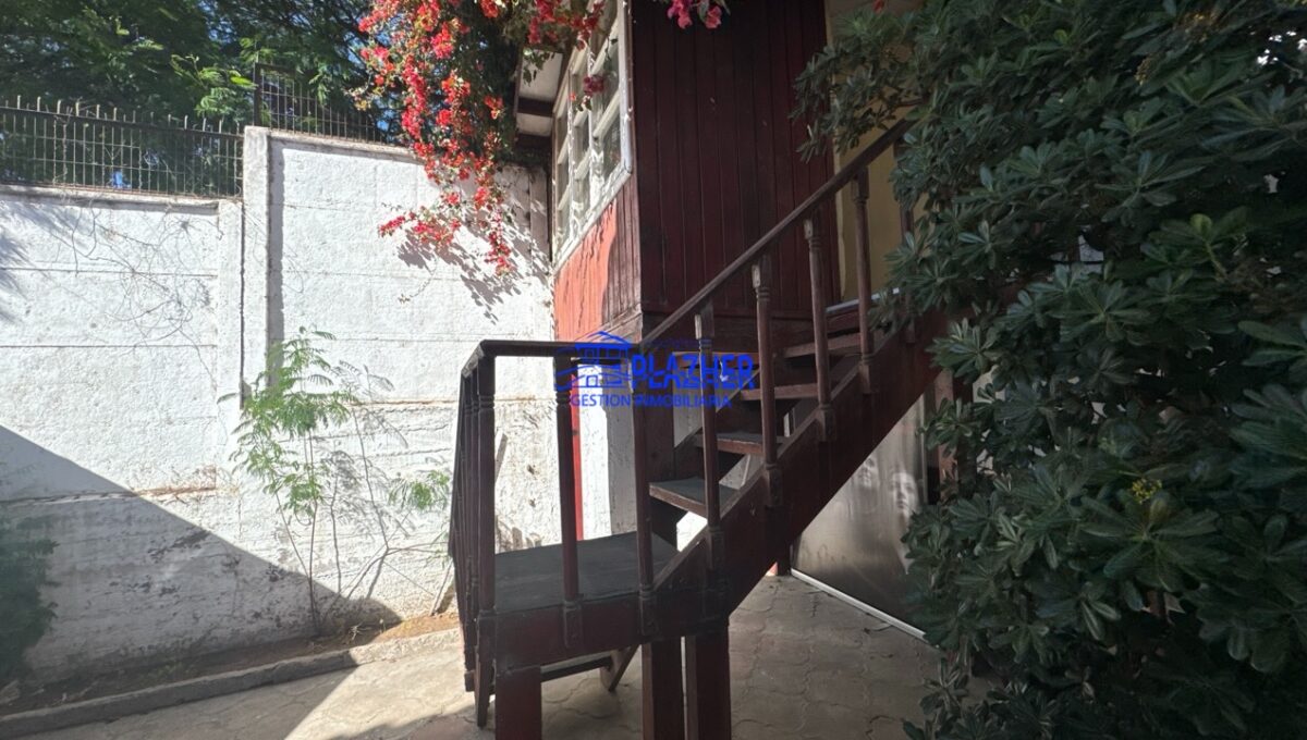 AlvaroCasanova2968_20251202_171949_999 de tamaño grande