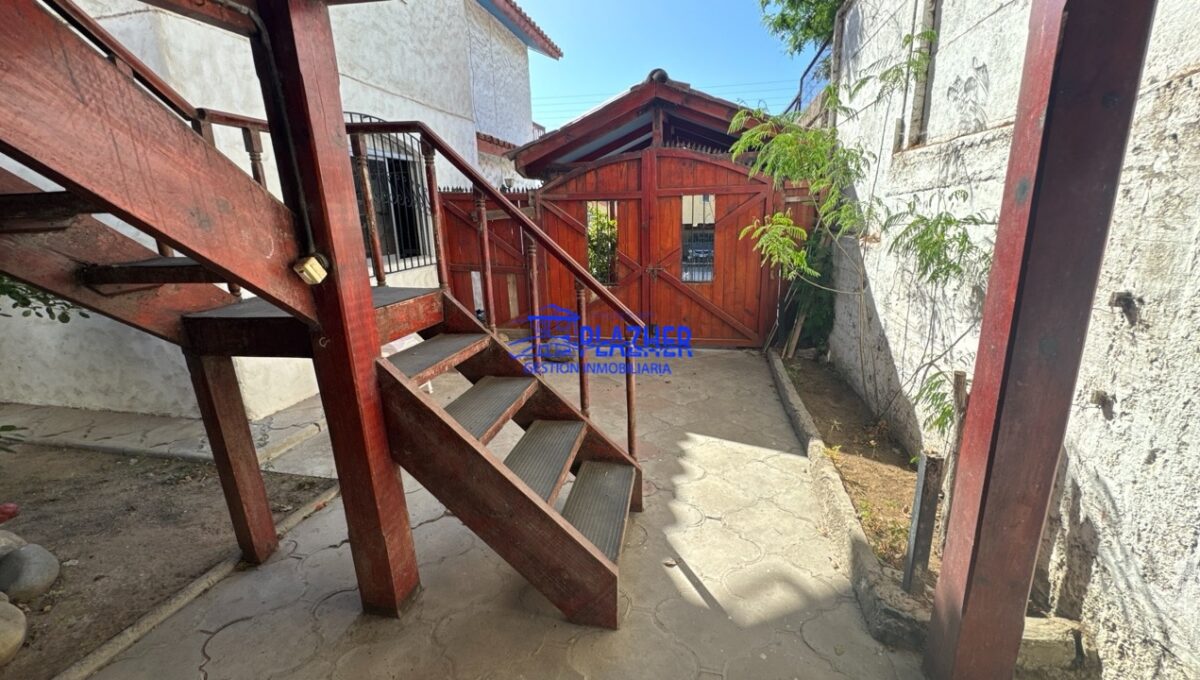 AlvaroCasanova2968_20251202_172252_986 de tamaño grande