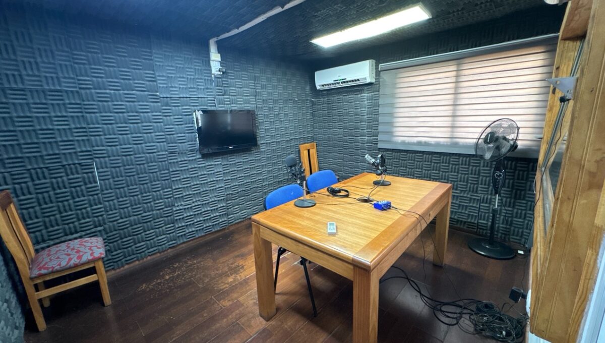 4esquinas&stoscavada_20251203_103646_689 de tamaño grande