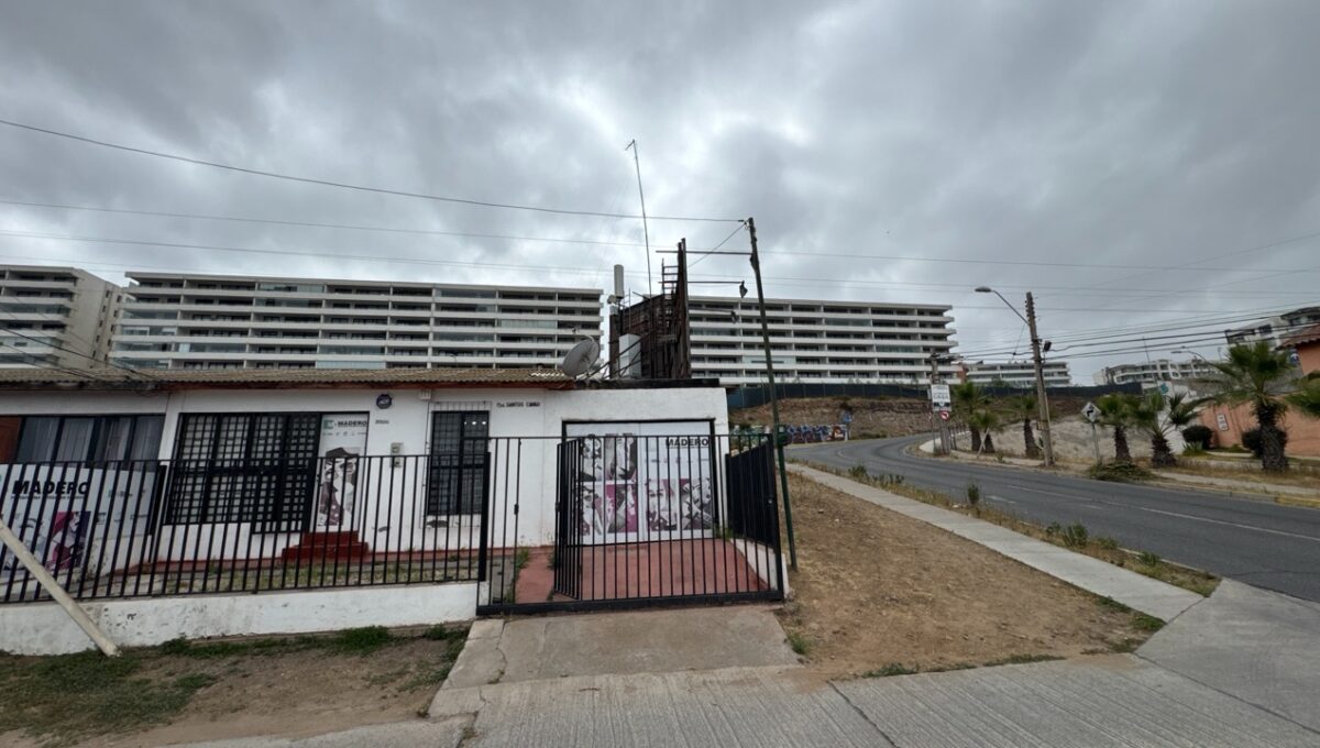 4esquinas&stoscavada_20251203_104535_062 de tamaño grande