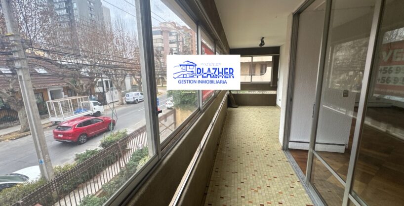 SE VENDE extraordinario depto de 140 mts2 de 4d/3d 2estacionamientos una amplia bodega en los nortes de Viña del Mar